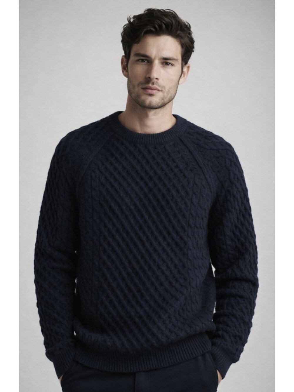 VINCE Wool Cashmere Blend Fisherman Cable Knit Sweater in Navy Medium Old Money